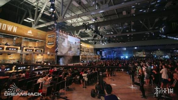 某数码品牌 某数码品牌