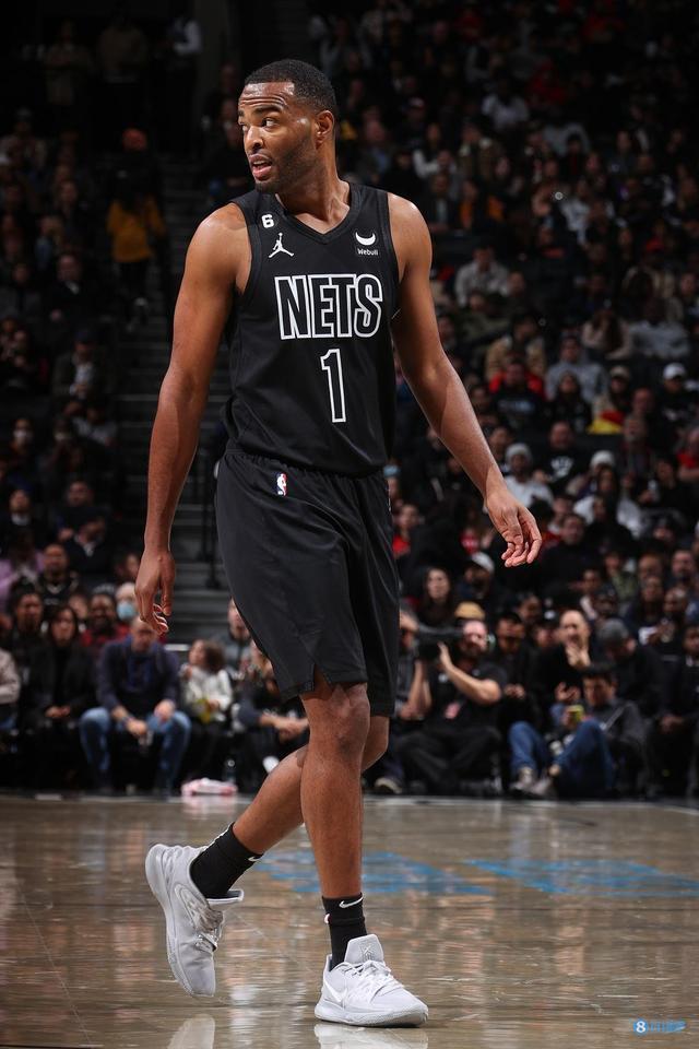 兰更多走边 兰更多走边